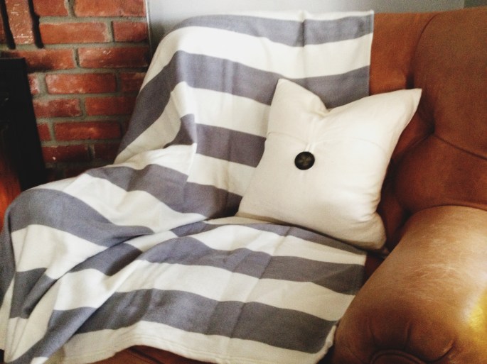 striped-throw
