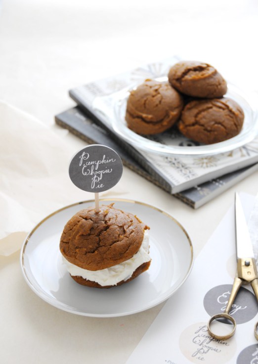 pumpkin-whoopie-pies
